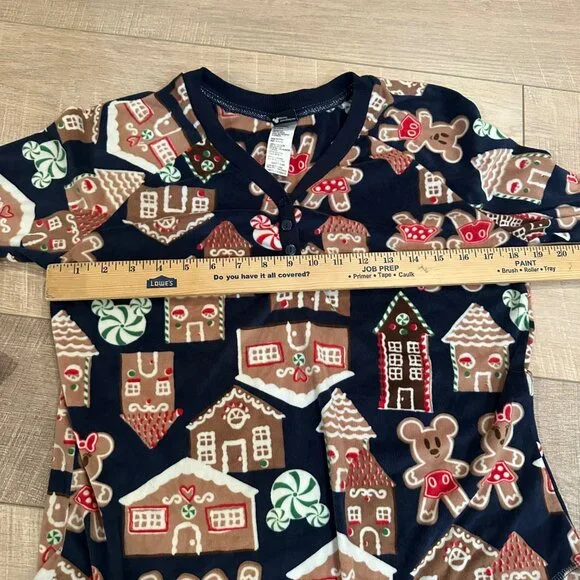 DISNEY MICKEY MOUSE GINGER BREAD HOUSE WOMENS PAJAMAS MEDIUM 8-10 - Picture 7 of 12